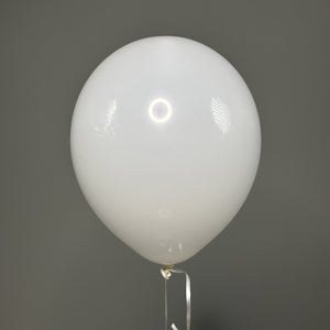 White Balloon