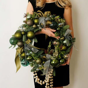 Christmas Wreath in olive green tones Olive Touch