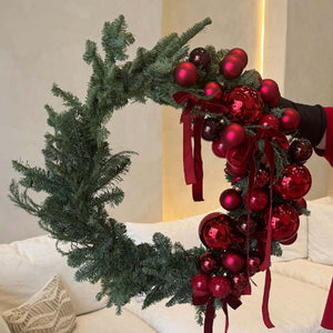 Christmas Wreath in red tones Red Velvet