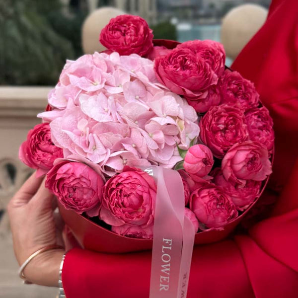 Berry Crush -romantic bouquet of long-stemmed roses – elegant floral expression by Flower Power
