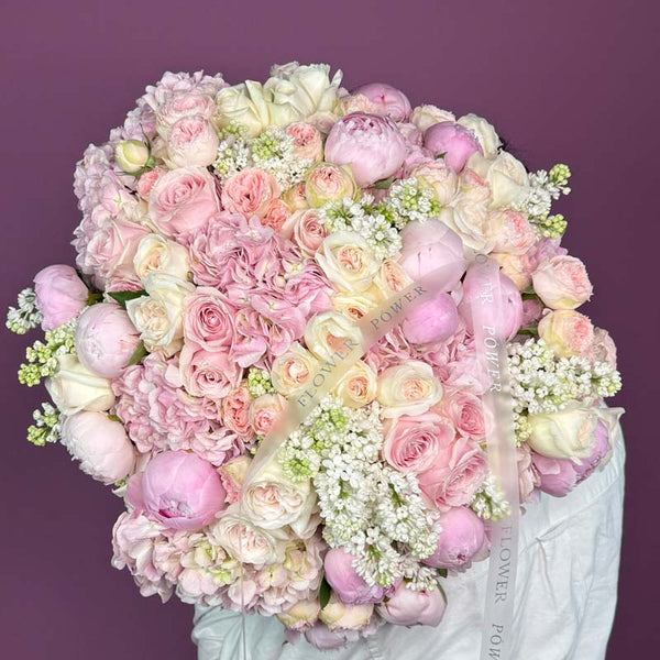 Couture Bloom -romantic bouquet of long-stemmed roses – elegant floral expression by Flower Power