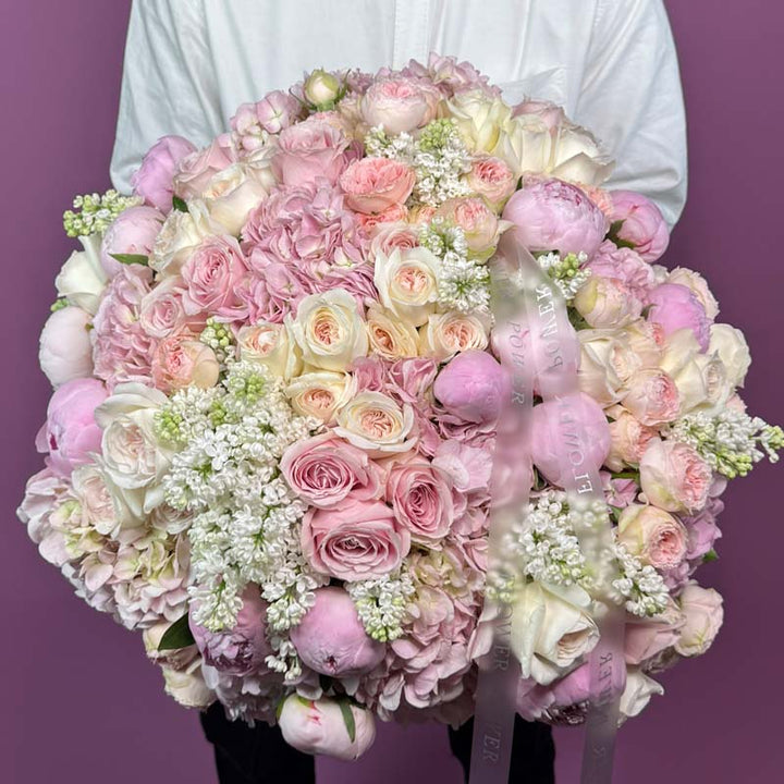 Couture Bloom – designer bouquet with soft rose tones – floral present for her by Flower Power