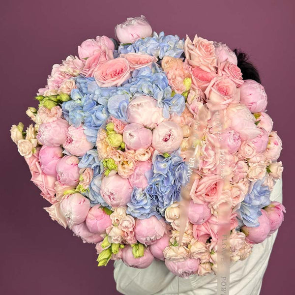 Diamond Petals -romantic bouquet of long-stemmed roses – elegant floral expression by Flower Power