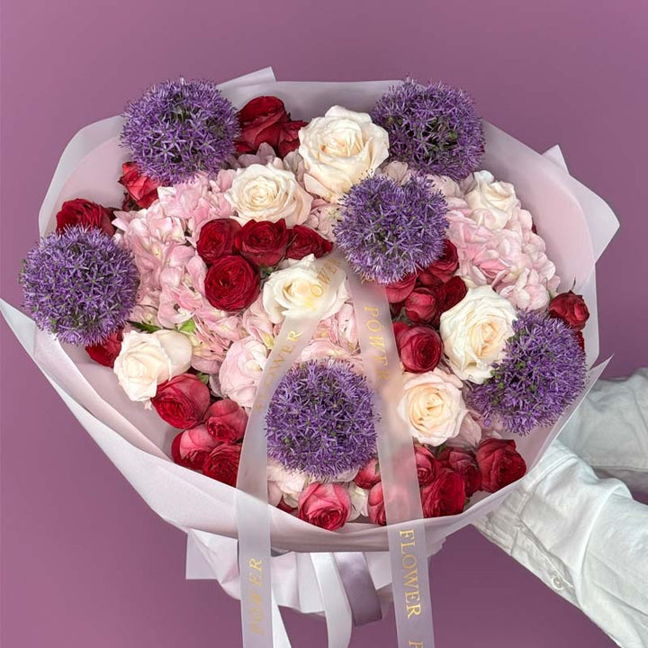Pink Cascade – flower delivery with elegant pink roses – hand-crafted bouquet by Flower Power