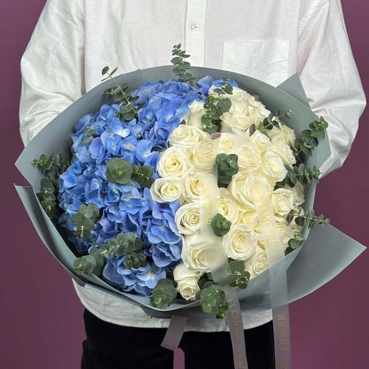 Frosted Bloom – crisp white long-stem roses in a romantic bouquet – online flower shop Flower Power