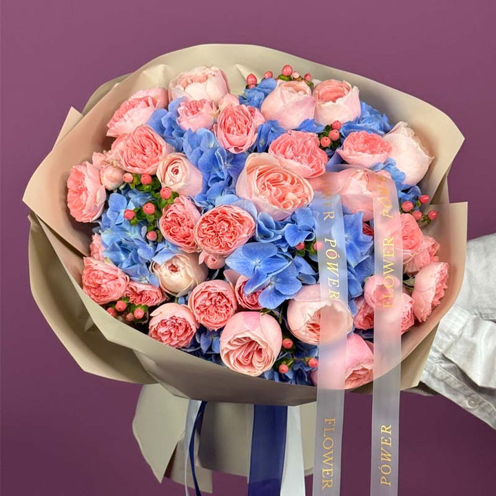 Peach Whirl – long-stem peach rose bouquet for romantic occasion – blooms by Flower Power