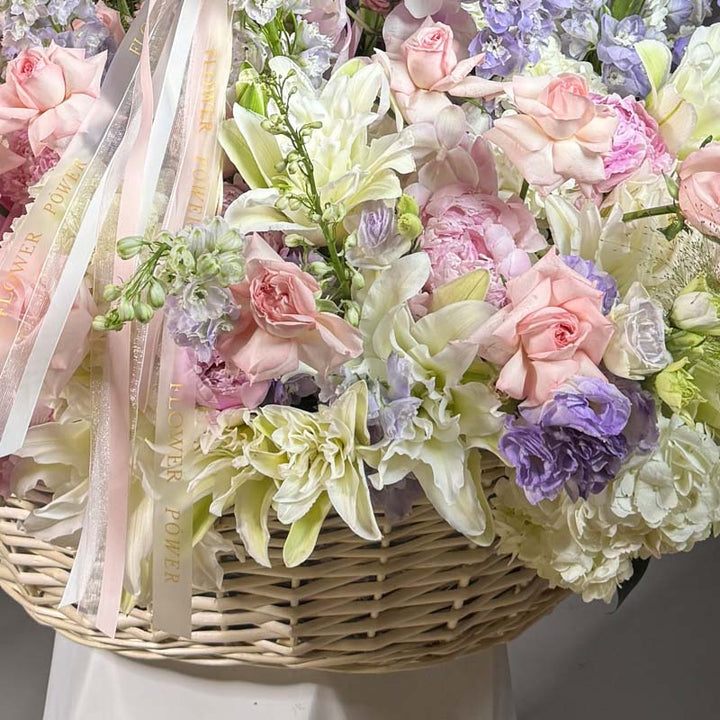 Imperial Garden – elegant rose arrangement with royal color palette – romantic floral gift by Flower Power