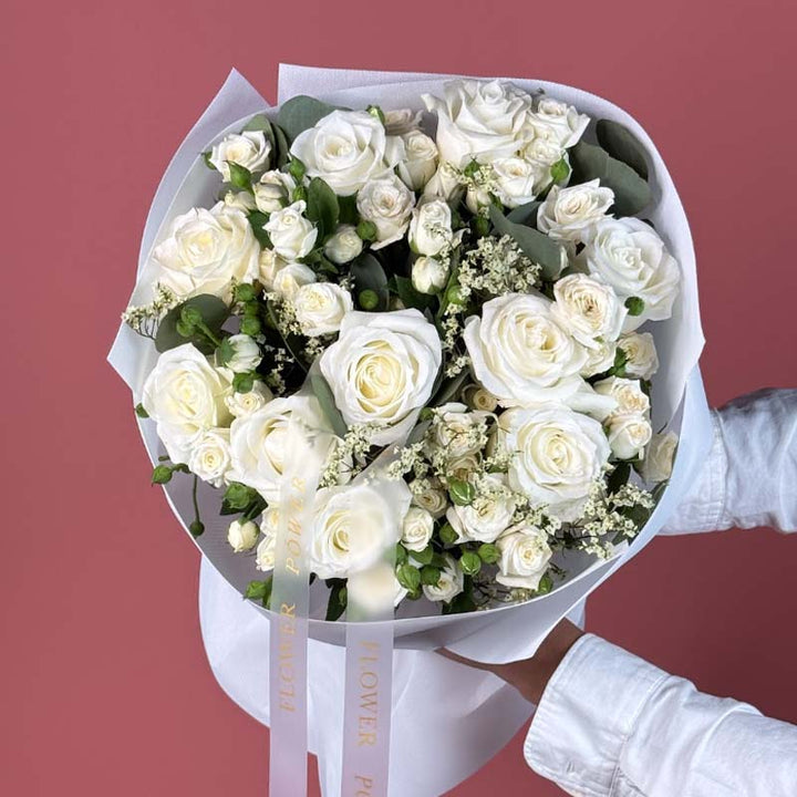 Secret Dusk – hand-tied bouquet of deep blush and mauve roses – graceful flowers by Flower Power
