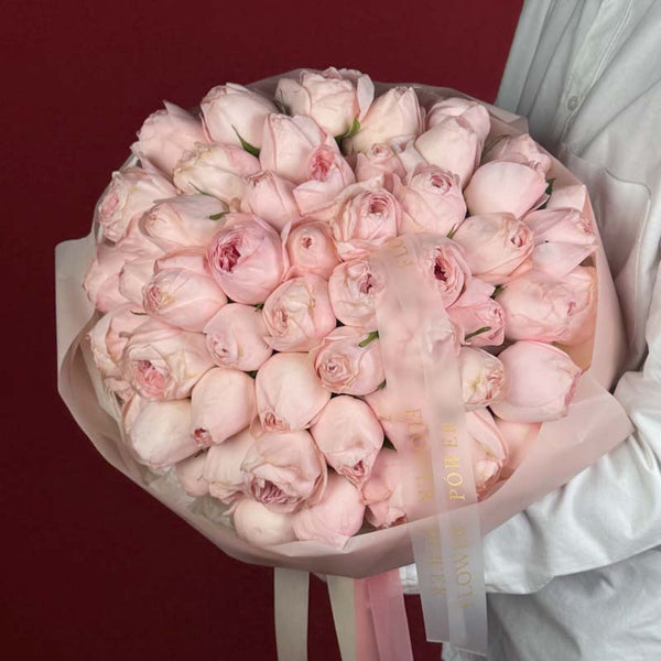 Bouquet of blush garden roses Rosé All Day